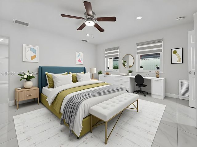 660 S Biscayne River Dr, Miami, FL 33169