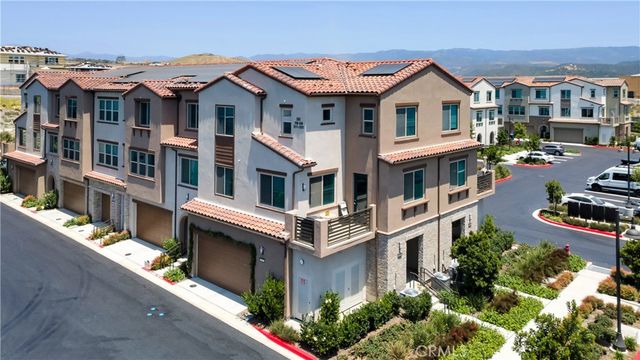 510 Bluegrass Way, Rancho Mission Viejo, CA 92694
