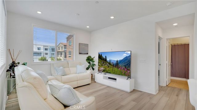 510 Bluegrass Way, Rancho Mission Viejo, CA 92694