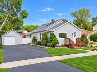 531 Elizabeth Street, Milford Vlg, MI 48381