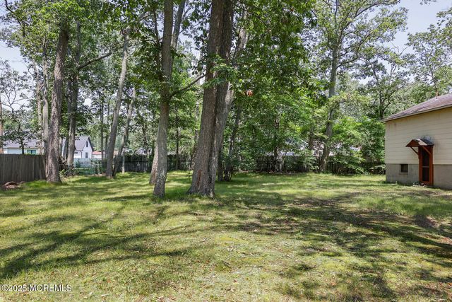 3 Cypress Avenue, Jackson, NJ 08527