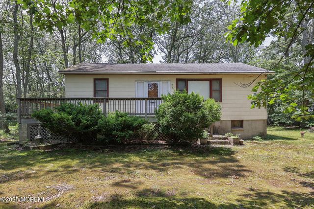 3 Cypress Avenue, Jackson, NJ 08527