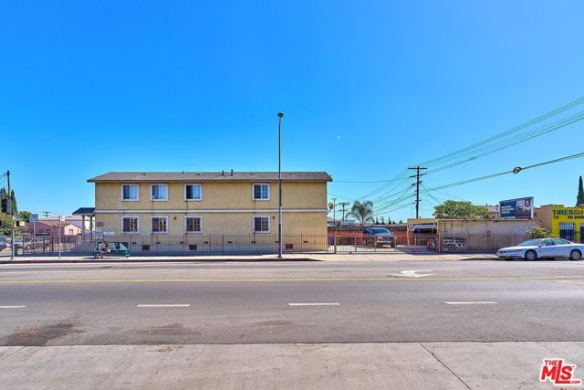 10800 S San Pedro Street, Los Angeles, CA 90061