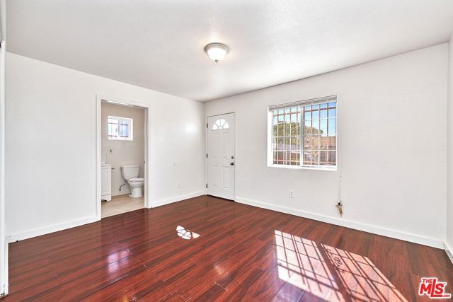 10800 S San Pedro Street, Los Angeles, CA 90061