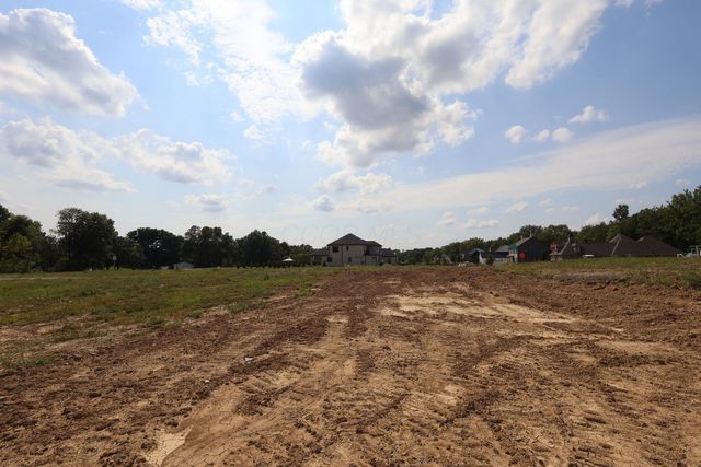 684 Fadley Loop E, Delaware, OH 43015