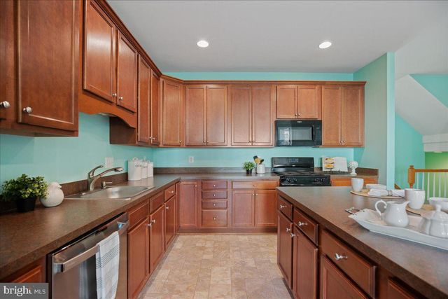 23317 HYACINTH LN, California, MD 20619