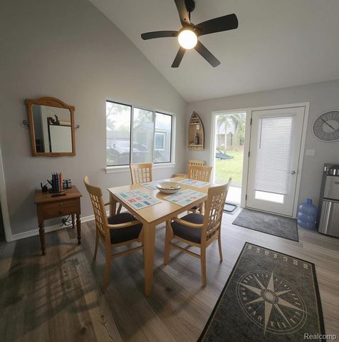 4165 Highcrest Drive, Brighton, MI 48116