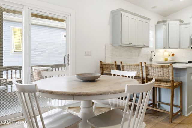 113 NE 54th Street, Oak Island, NC 28465