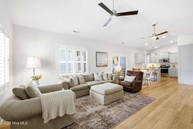 113 NE 54th Street, Oak Island, NC 28465