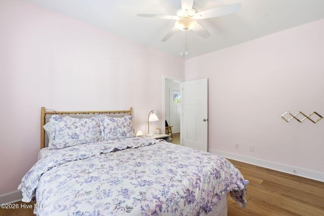 113 NE 54th Street, Oak Island, NC 28465