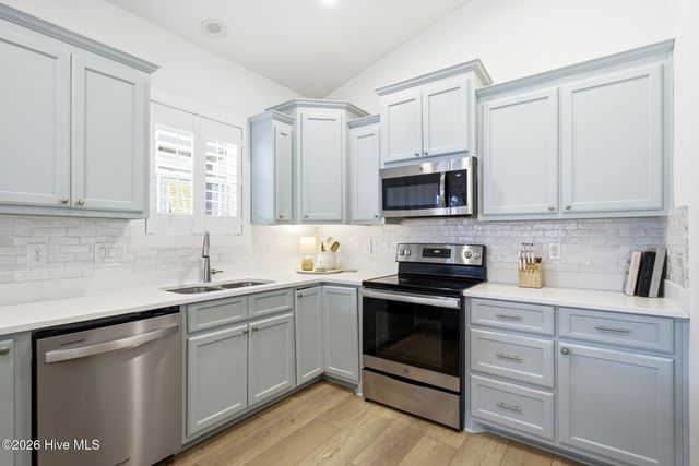 113 NE 54th Street, Oak Island, NC 28465