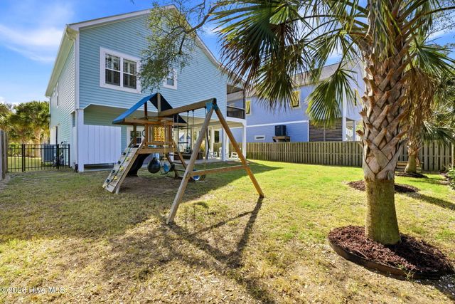 113 NE 54th Street, Oak Island, NC 28465