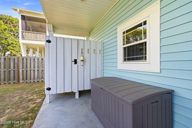 113 NE 54th Street, Oak Island, NC 28465