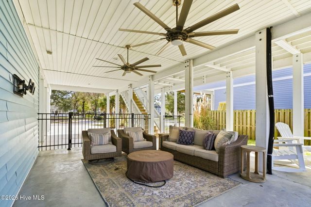 113 NE 54th Street, Oak Island, NC 28465