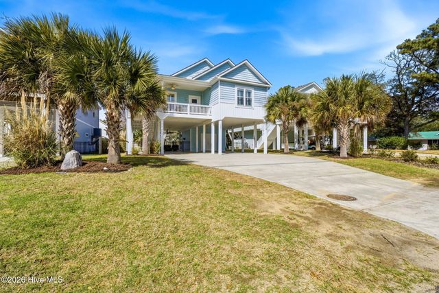 113 NE 54th Street, Oak Island, NC 28465
