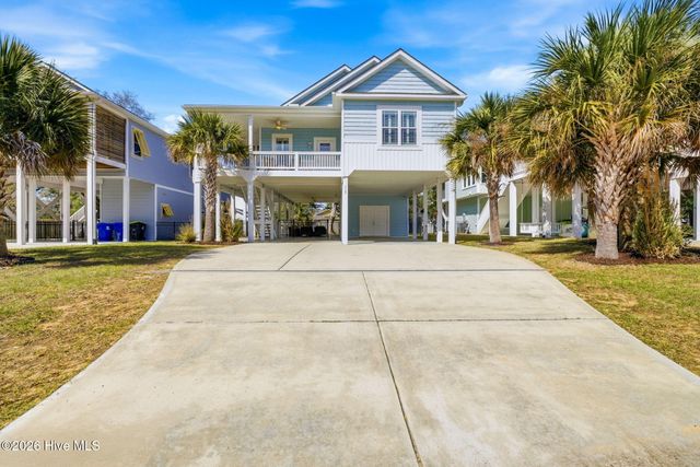 113 NE 54th Street, Oak Island, NC 28465