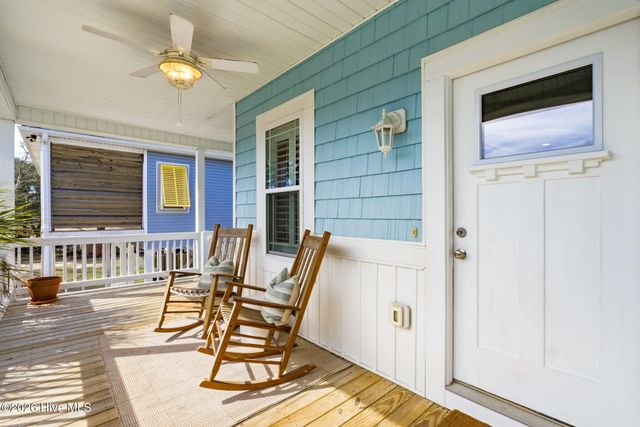 113 NE 54th Street, Oak Island, NC 28465