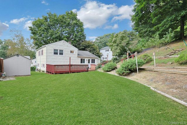 5 Seward Court, Montrose, NY 10548