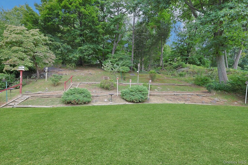 5 Seward Court, Montrose, NY 10548 — photo 5