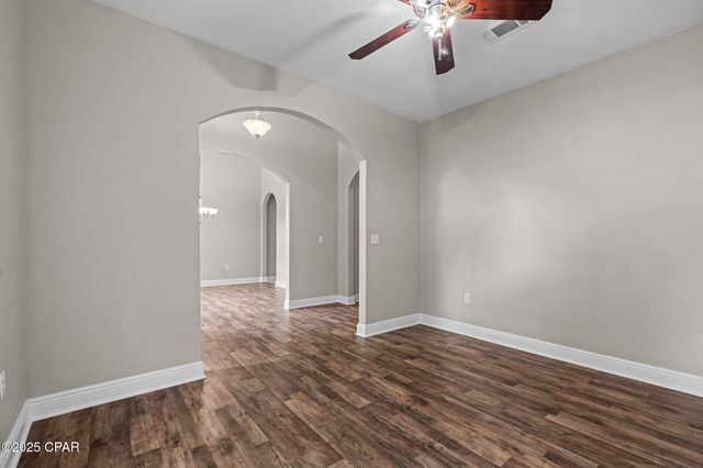 497 Symphony Way, Freeport, FL 32439