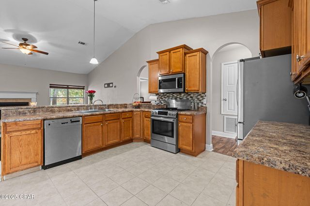 497 Symphony Way, Freeport, FL 32439