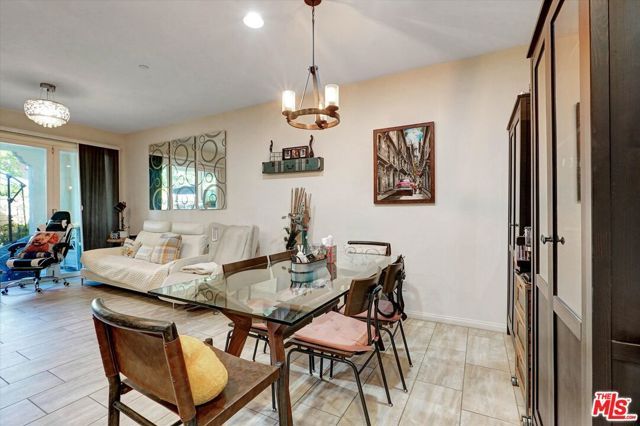 2431 Birchknoll Court 2, Simi Valley, CA 93063