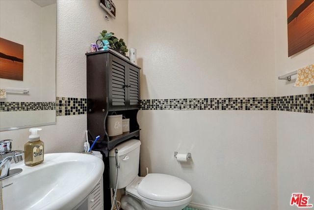 2431 Birchknoll Court 2, Simi Valley, CA 93063