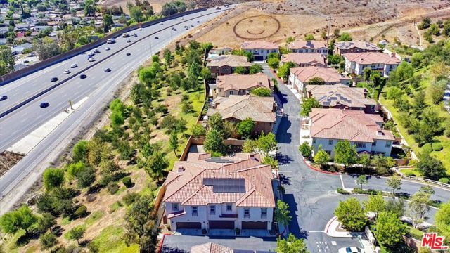 2431 Birchknoll Court 2, Simi Valley, CA 93063