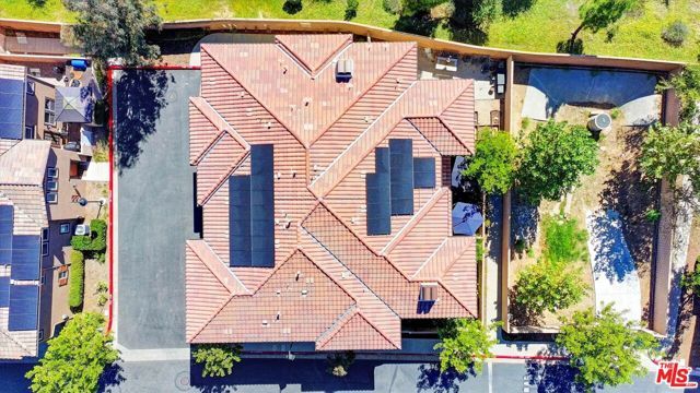 2431 Birchknoll Court 2, Simi Valley, CA 93063