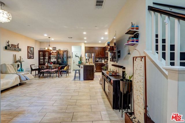 2431 Birchknoll Court 2, Simi Valley, CA 93063
