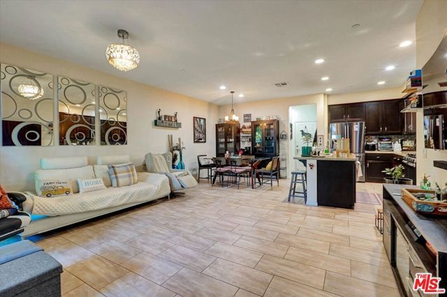 2431 Birchknoll Court 2, Simi Valley, CA 93063