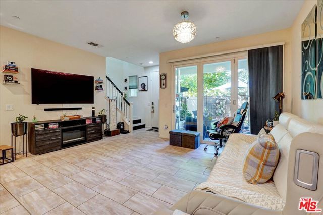 2431 Birchknoll Court 2, Simi Valley, CA 93063