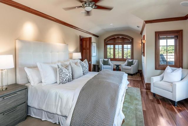 1 Redberry, Portola Valley, CA 94028