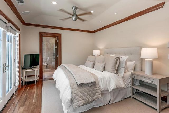 1 Redberry, Portola Valley, CA 94028