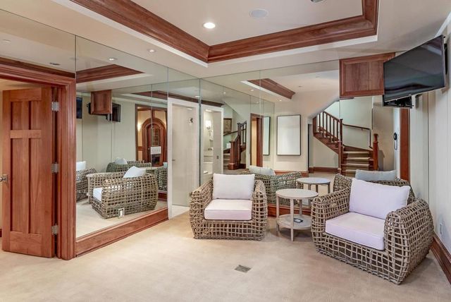 1 Redberry, Portola Valley, CA 94028