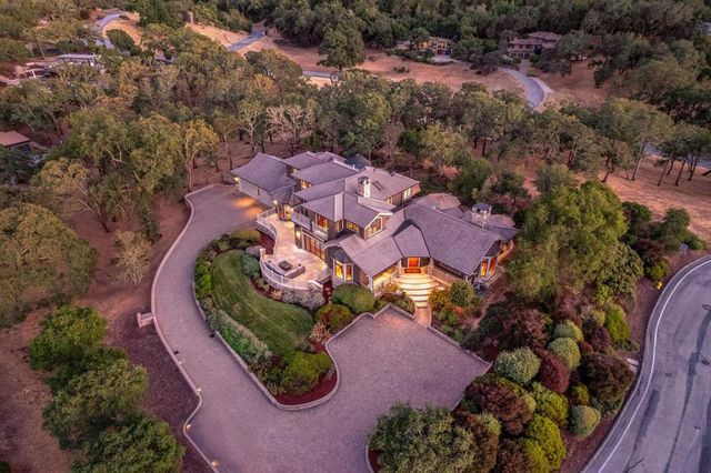 1 Redberry, Portola Valley, CA 94028