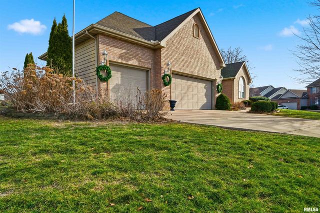 5306 N ASHFORD Drive, Peoria, IL 61615