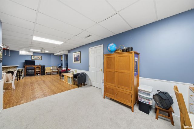 5306 N ASHFORD Drive, Peoria, IL 61615