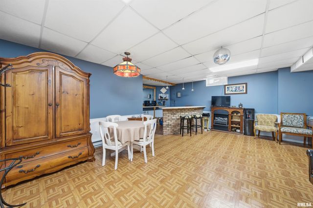 5306 N ASHFORD Drive, Peoria, IL 61615