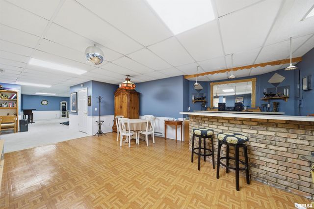 5306 N ASHFORD Drive, Peoria, IL 61615