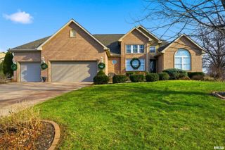 5306 N ASHFORD Drive, Peoria, IL 61615