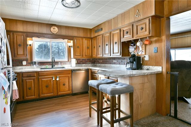 3682 Ridge Road, Cortland, OH 44410