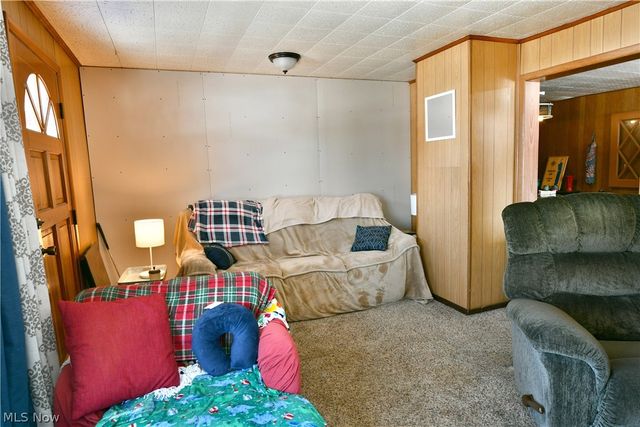 3682 Ridge Road, Cortland, OH 44410