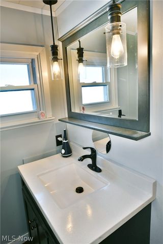 3682 Ridge Road, Cortland, OH 44410