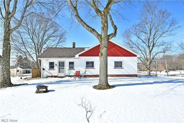 3682 Ridge Road, Cortland, OH 44410