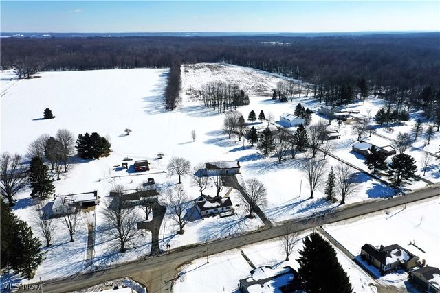 3682 Ridge Road, Cortland, OH 44410