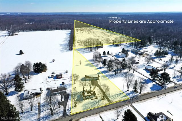 3682 Ridge Road, Cortland, OH 44410