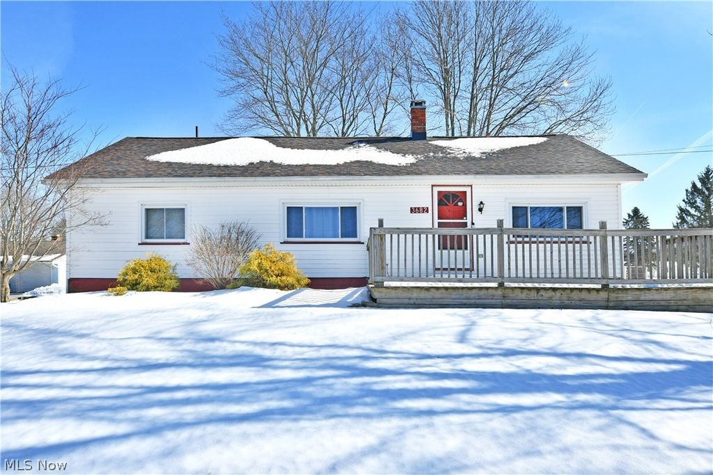 3682 Ridge Road, Cortland, OH 44410