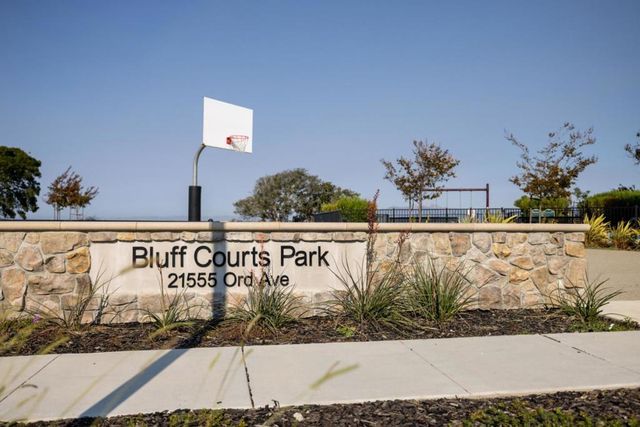 21572 Ord Ave., Marina, CA 93933