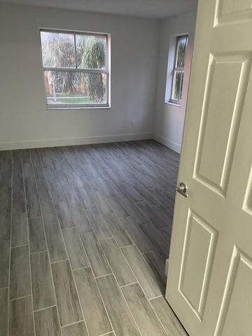 9640 NW 2 Street 208, Pembroke Pines, FL 33024